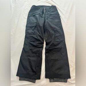 Black, Insulated, Patagonia ski/snowboard pants. size large